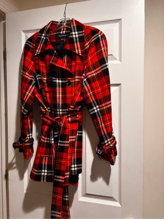 Evan Picone Jackets & Blazers - Evan Picone Red and Black Plaid Belted Trench
